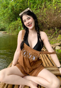 พะพอย-Papicchaya-สาวเท่