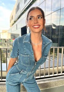 แอนโทเนีย โพซิ้ว