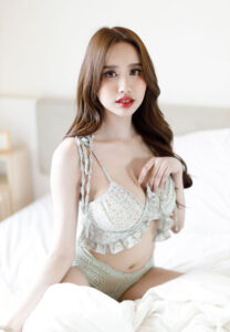 วาร์ป นิวตัน Tidaporn