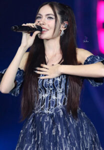 ชาล็อต-ออสติน-ร้องเพลง ชาล็อต ออสติน