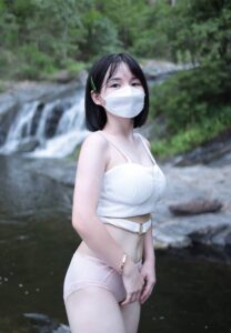 อีง่าว-ไร้ขน-Radiant