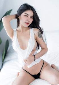 อีฟ-พิมลศิริ-ชุดขาว อีฟ พิมลศิริ