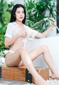 อีฟ-พิมลศิริ-อาบน้ำ1