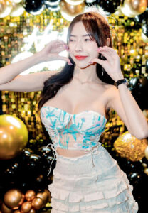 ลูกน้ำ-OnlyFans-วันเกิด