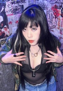 วาร์ป Pim Niyom