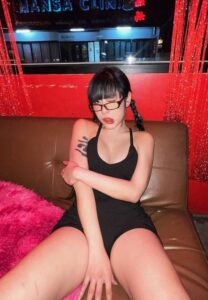 วาร์ป Pim Niyom