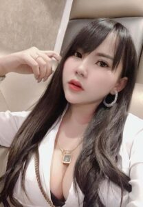 แนนนี่-ซาลาเปา-พระ แนนนี่ ซาลาเปา