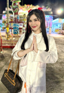 Earn-Nutcha เอิร์น ณัฐชา