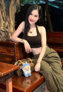 Earn-Nutcha-ต้นไม้ เอิร์น ณัฐชา