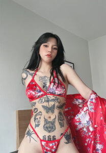 Vannasiri-Yunn-tattoo