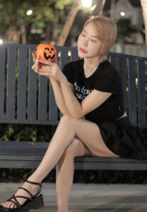 น้องมิลค์-CharinKh-ฮาโลวีน