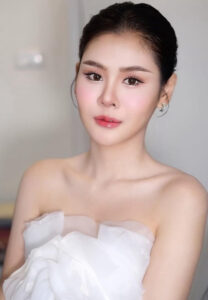 Sarinya Aum อั้มโหนกระแส