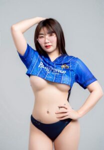 น้องเอิร์น อริยาน้องเอิร์น อริยา