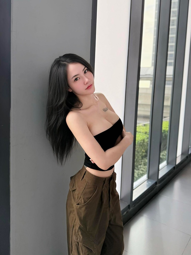 นุ้งนิ้ง ชลธิดา พลแสน รูปจาก Instagram รูปที่ 5